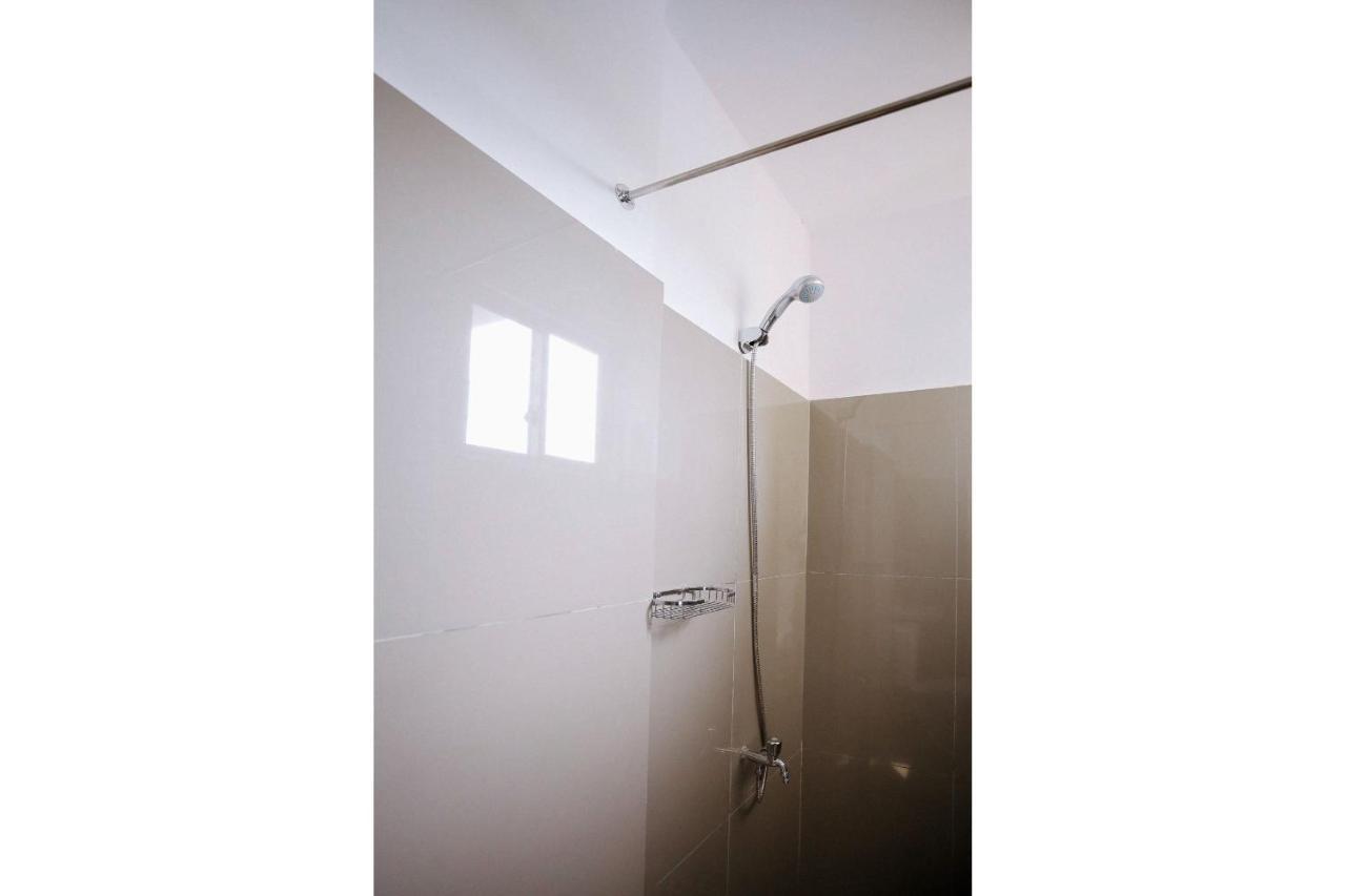 באקולוד Oyo 789 Abn Residences מראה חיצוני תמונה